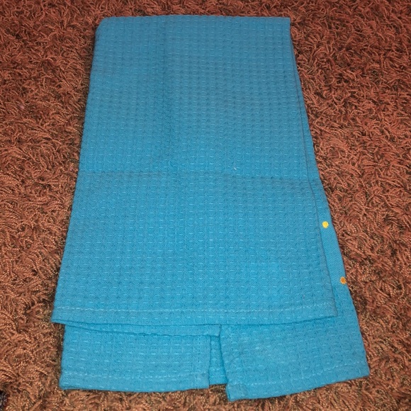 Set of 4 NEW Decorative Hand Towels - Picture 3 of 8